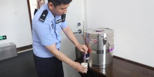 冰城公安：“冰镇”关怀战酷暑  点滴清凉润警心